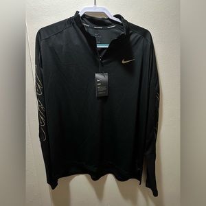 Nike Dri Fit 1/4 Zip Long Sleeved Lightweight Pullover with Thumbholes Size XL